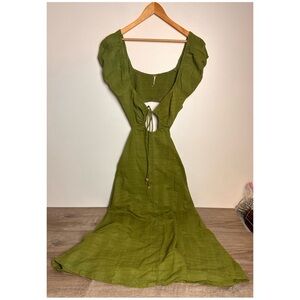 Free People Green Maxi Open Back Key Hole Off Shoulder Dress Large